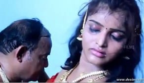 Young xxxgirl enjoyed by old saadhu