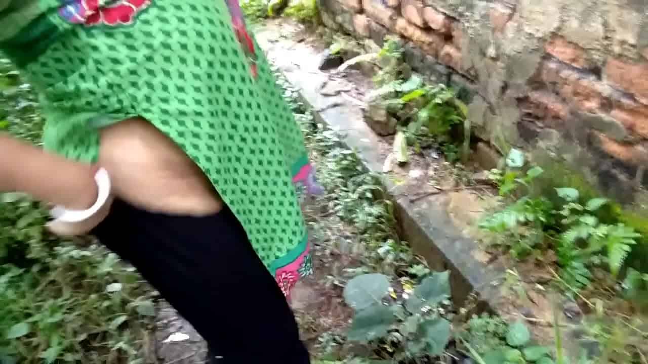 Babe Deep Sucking and Doggystyle Sex with teacher after College class