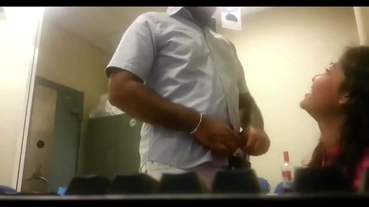 sexy girl sucking his boss big cock in office