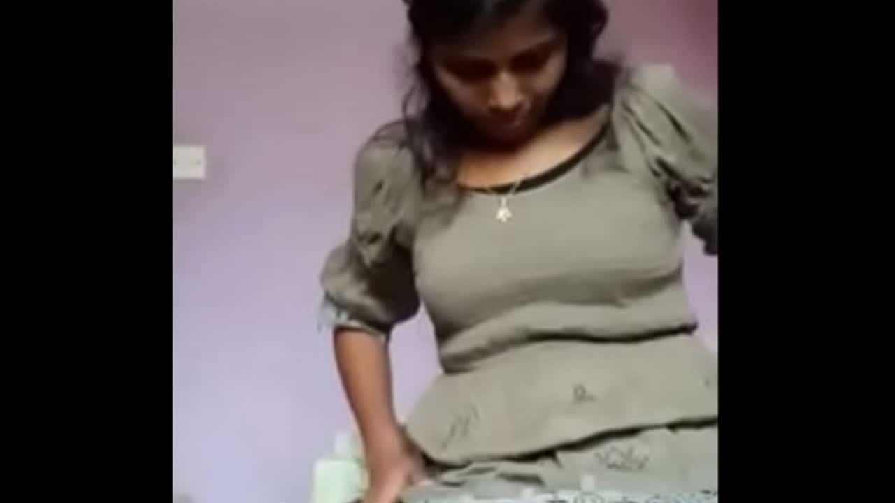 Indian Huge Dildo - big-dildo - Indian Porn 365
