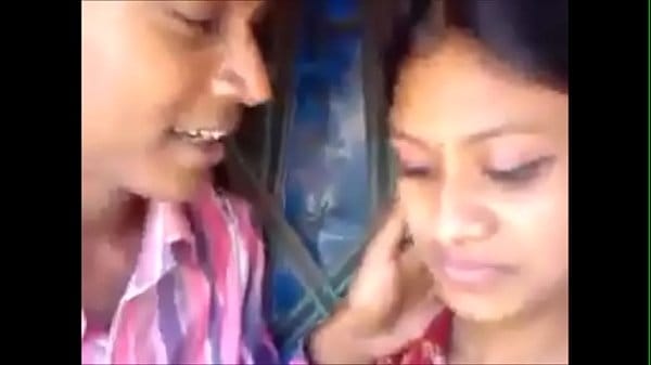 Hot Cute desi couple Sex video mms new 2021